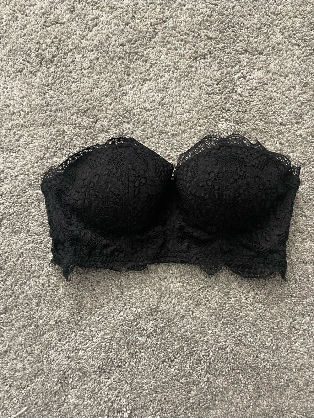 VS PINK strapless lace Bandeau Bra - Black